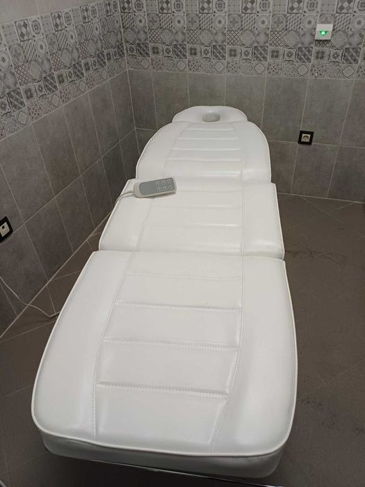 Козметичен и масажен стол