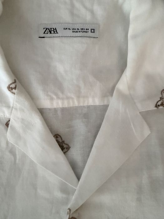 Camasa Zara Barbati Vara XL 10/10  Pret : 49lei