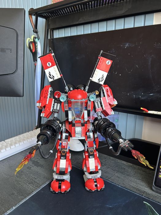Лего набор Fire Mech 70615