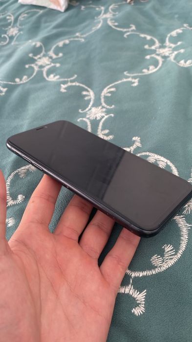 айфон хр сатылады