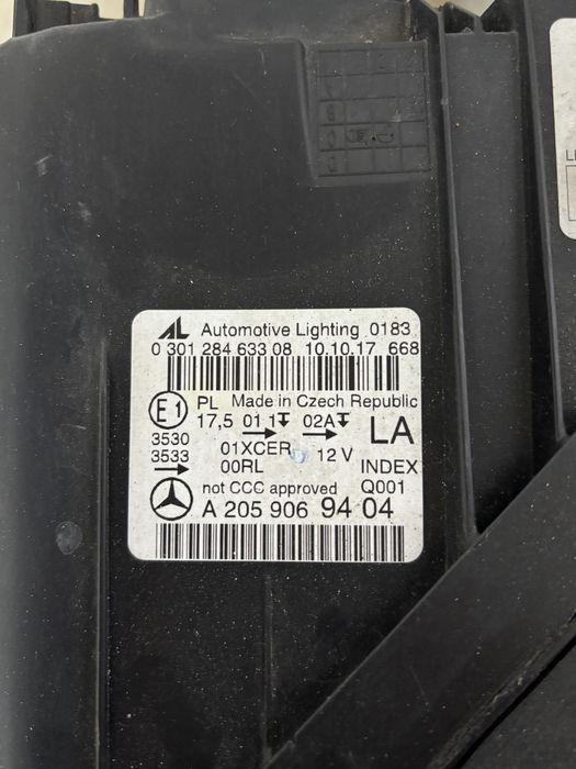 Фар за Мерцедес Ц класа W205 Ляв оборудван/ Mercedes C