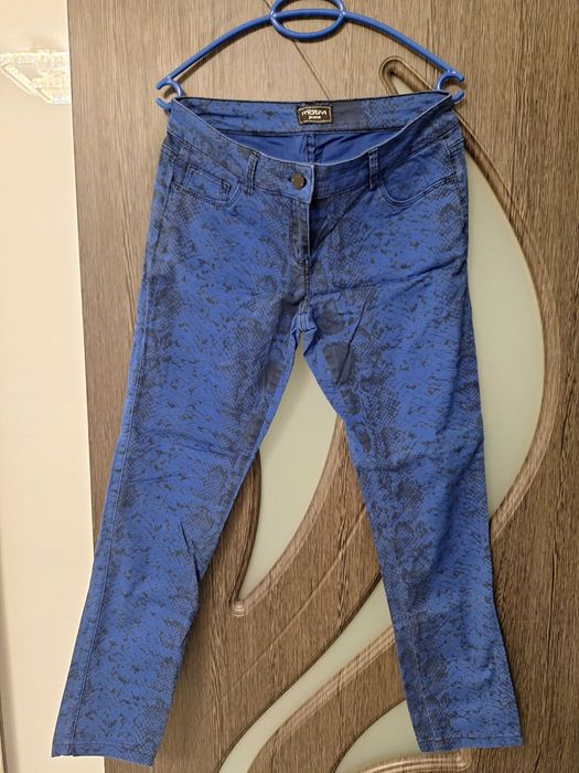 Bluejeans  de dama firma Motivi mărimea 38-40.