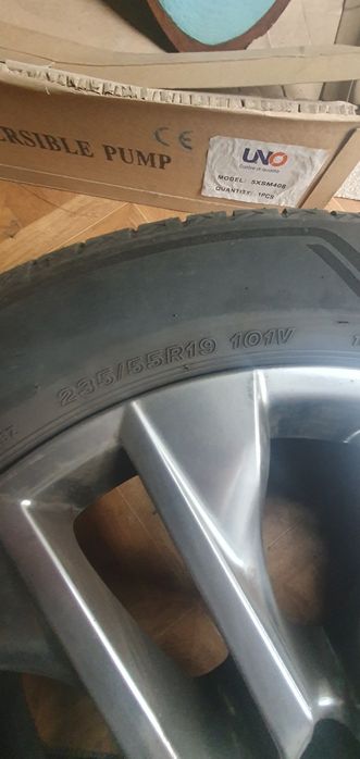 Комплект оригинальных дисков с летней резиной