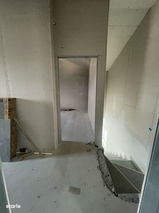 Casă 5 camere P+1+M, toate utilitățile, Safirului