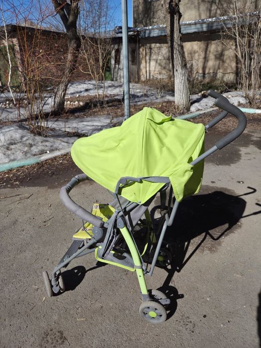 Коляска детская прогулочная