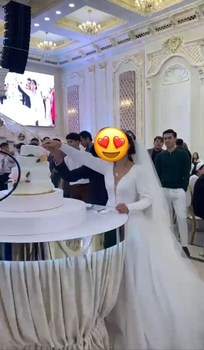 Свадебное платье трендовое