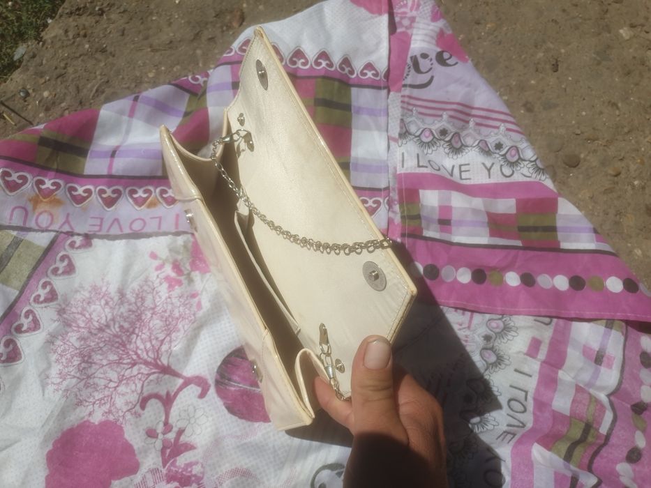Vand poșetă Damă ,marca Clutch