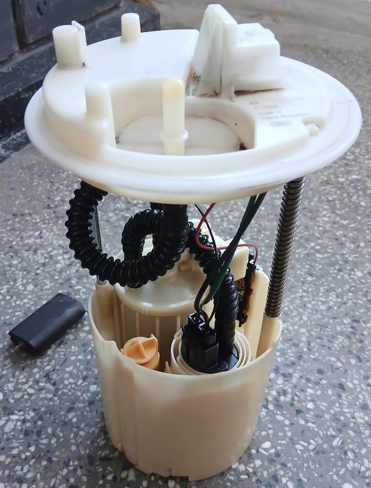 Бензинова помпа Fiat Bravo 2 Stilo Фиат Браво Стило Bosch