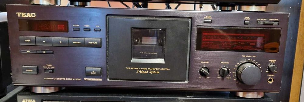 TEAC V-3000 casetofon deck
