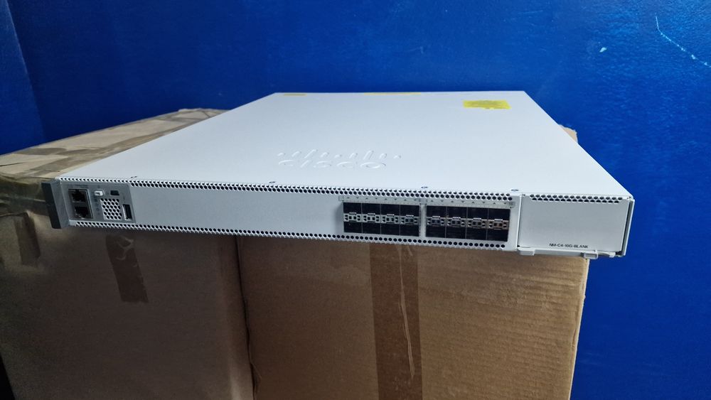 Коммутатор Cisco Catalyst С9500-1БХ-А
