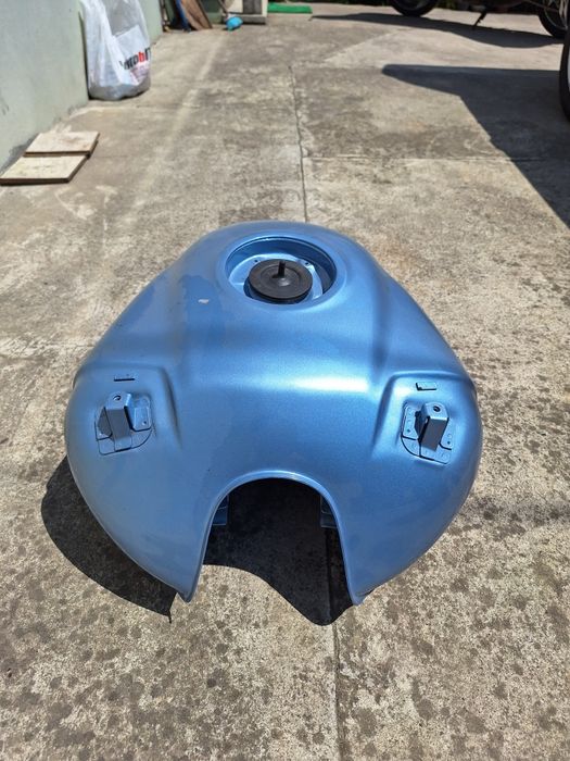 Vând rezervor Honda CBF 600 NOU