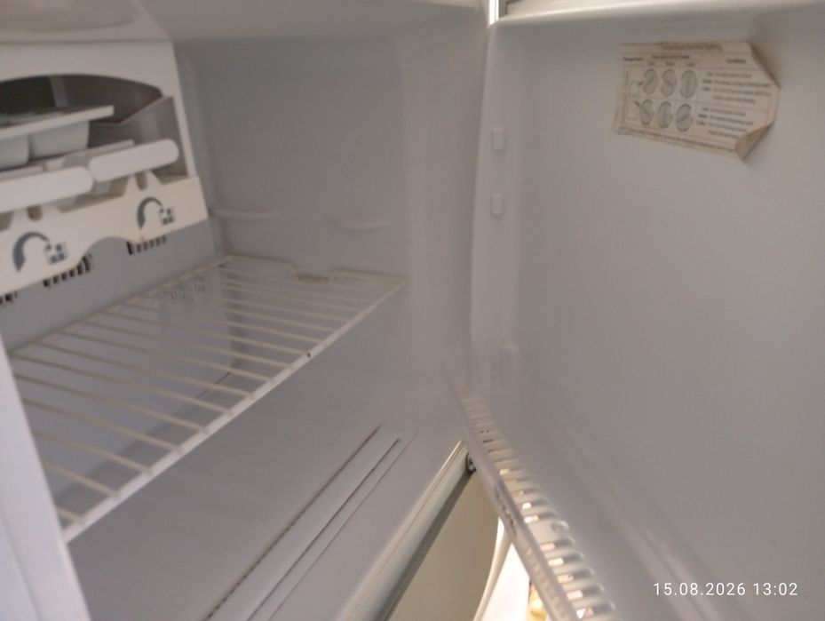 Продам холодильник 35000