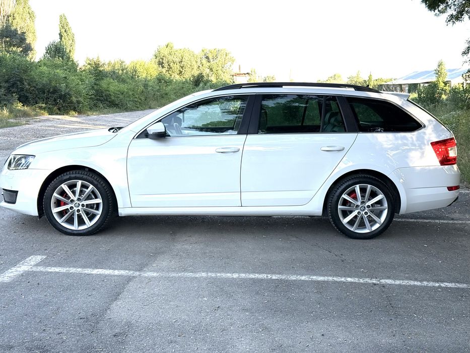 Scoda octavia  3 an 2014 EURO 6 Impecabila