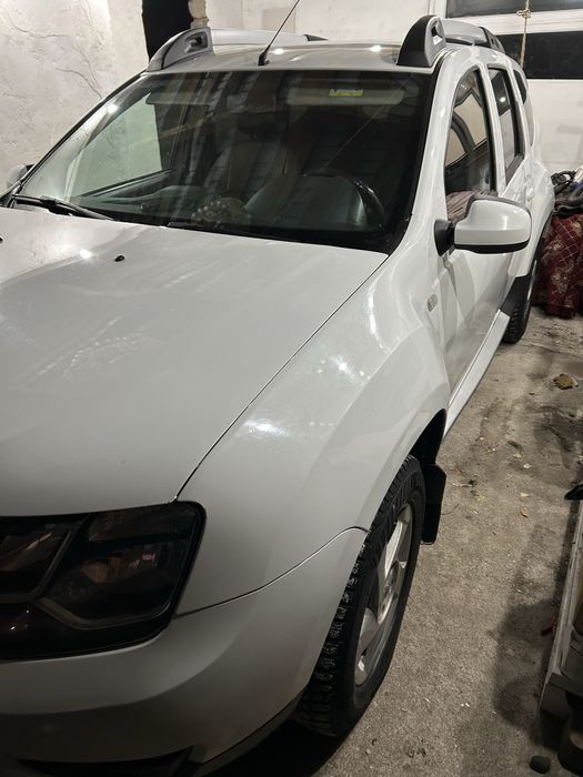 Продам Рено дастэр