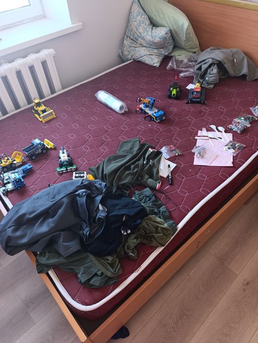 Холодильник работает