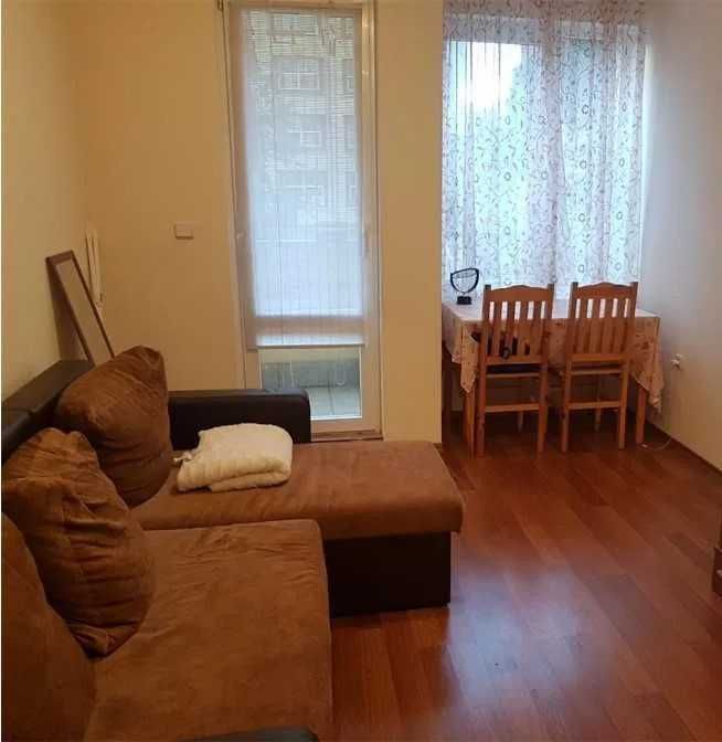 Дава се под наем Двустаен апартамент в София, Зона Б-18 - 65 кв.м за 500 € - Снимка #1