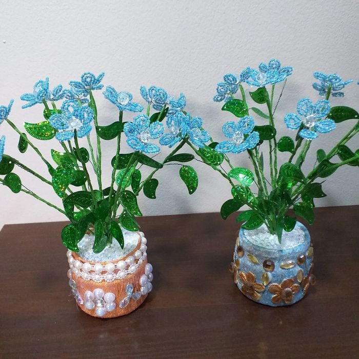 Цветы из бисера.