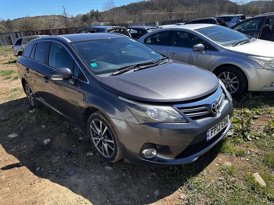 НА ЧАСТИ Toyota Avensis 2014г 2.2 D-4D (150 к.с.) –