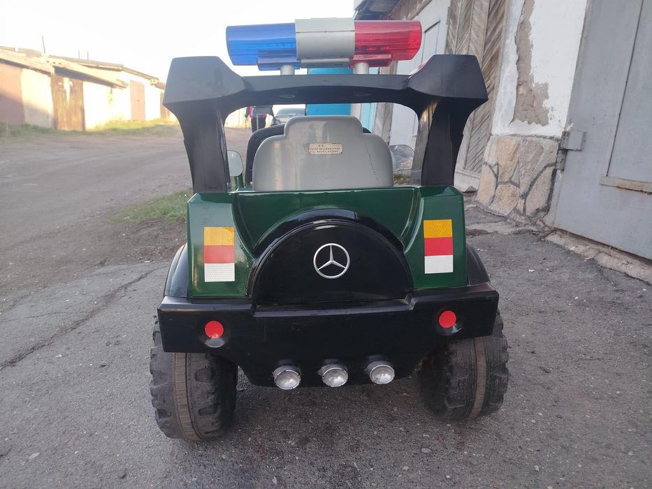 Электромобиль детский.