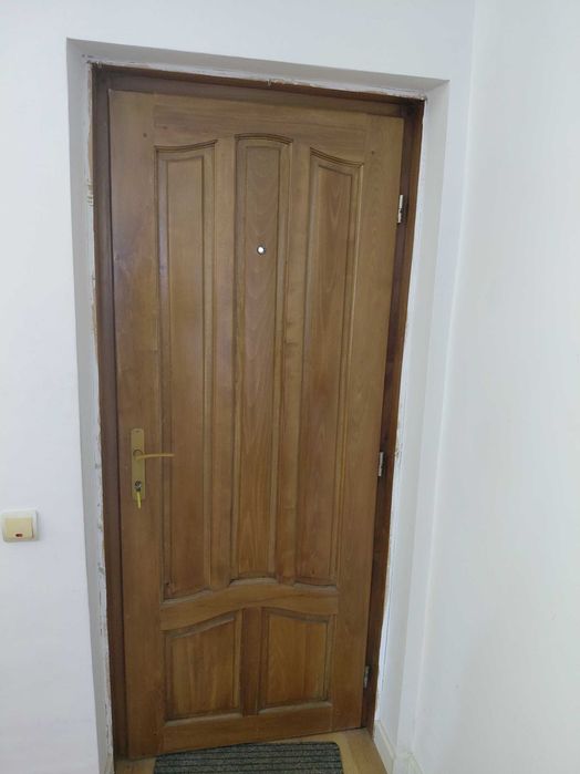 Usa intrare cu toc din fag lemn masiv deschidere stanga dimensiuni standard 88 x 202 cm