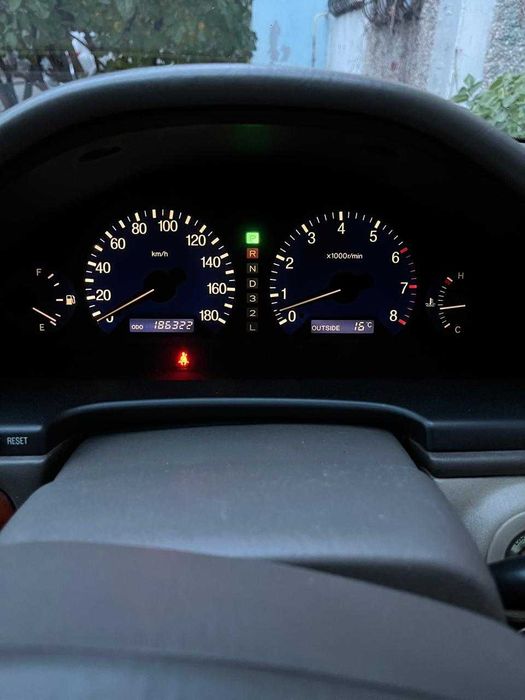 Продаю Toyota Progres