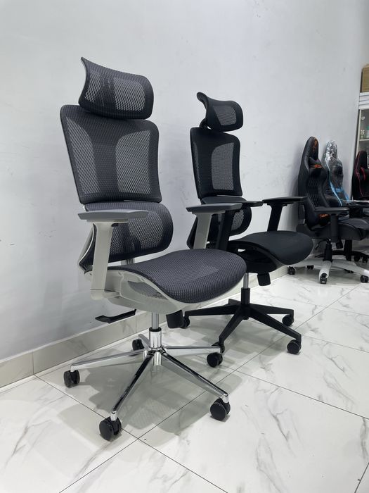 Офисное сеточное кресло для персонала модель Air pro