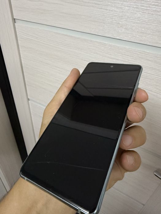 Продам Самсунг S20FE 128 гб