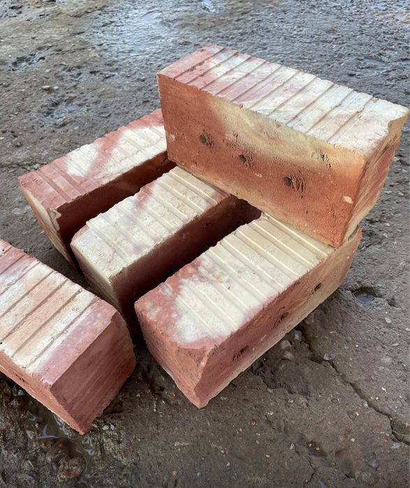 Кирпич красный одинарный