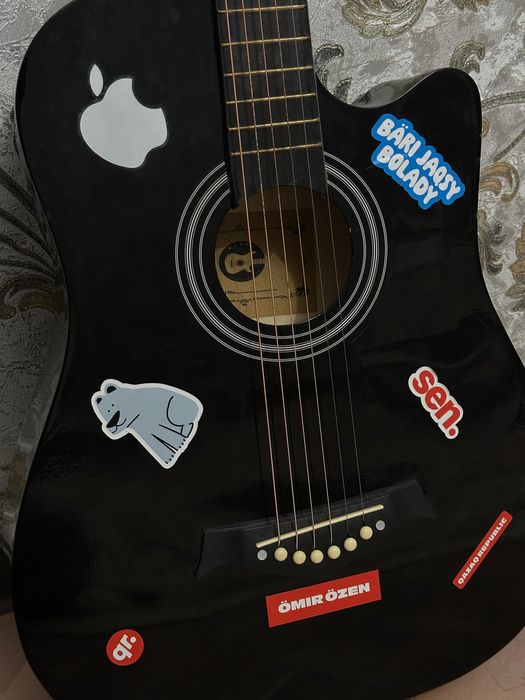 Гитара сатылады!