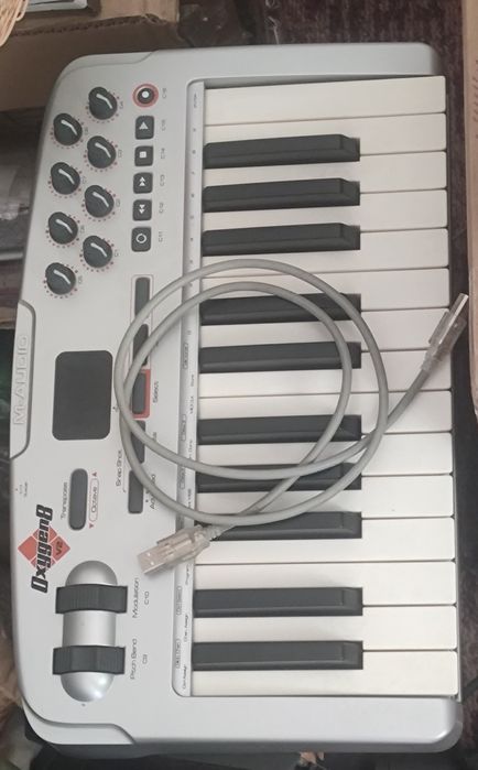 M - Audio Oxygen 8 V.2