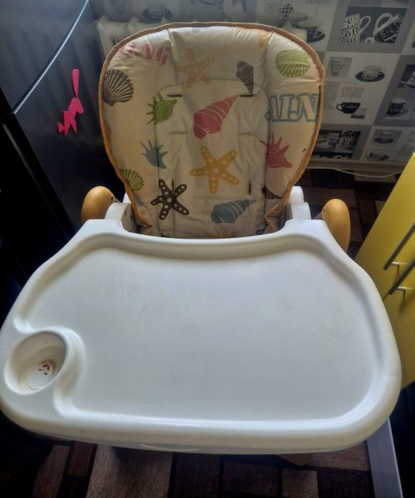 Продам стульчик для кормления