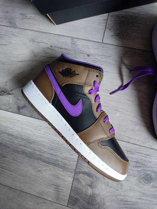 Air Jordan 1 Mid Purple Mocha