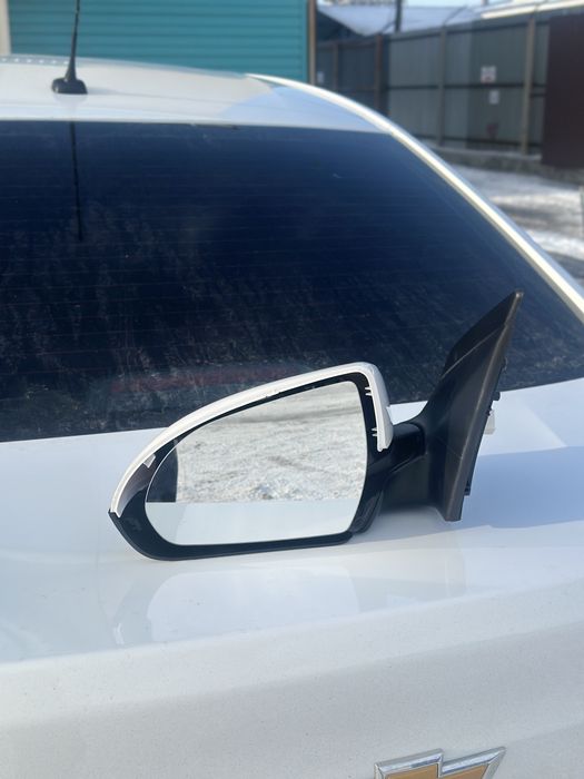 Зеркало левый Хюндай акцент