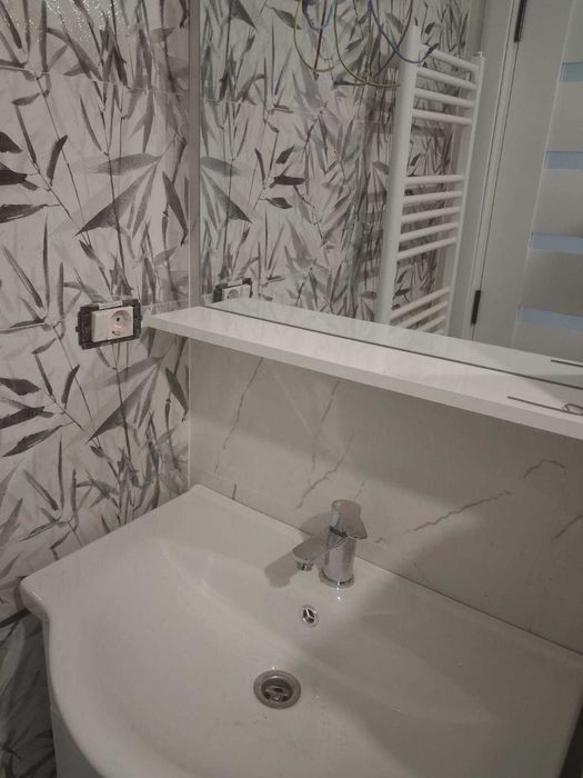 Garsoniera de inchiriat zona 9 Mai