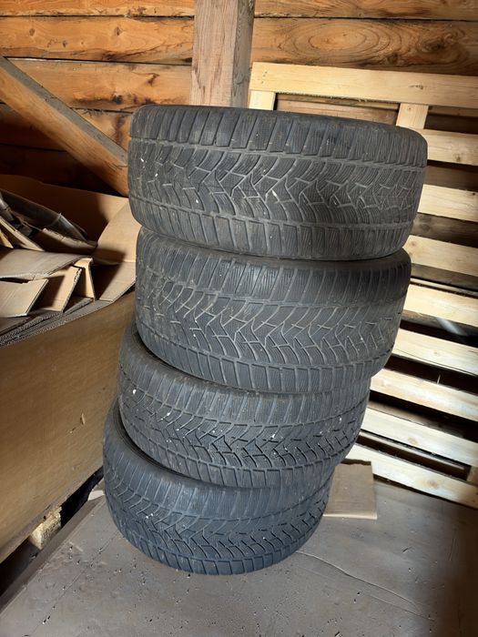 Anvelope iarna dunlop 245/40R19  275/35R19