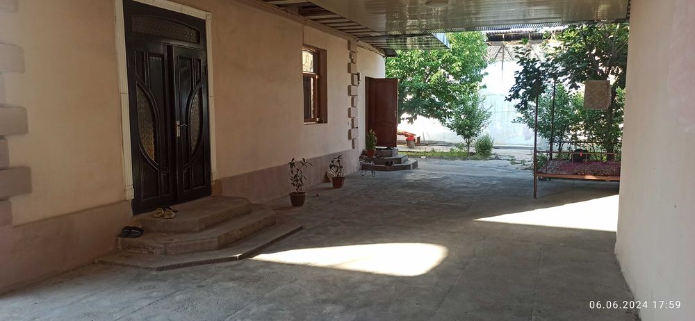 Продаётся дом 4 сотка 3 комнату + кухня