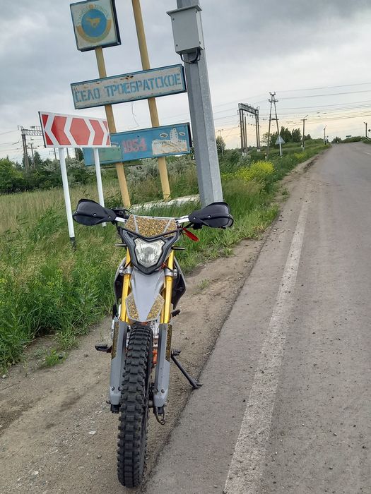 Продам мотоцикл эндуро