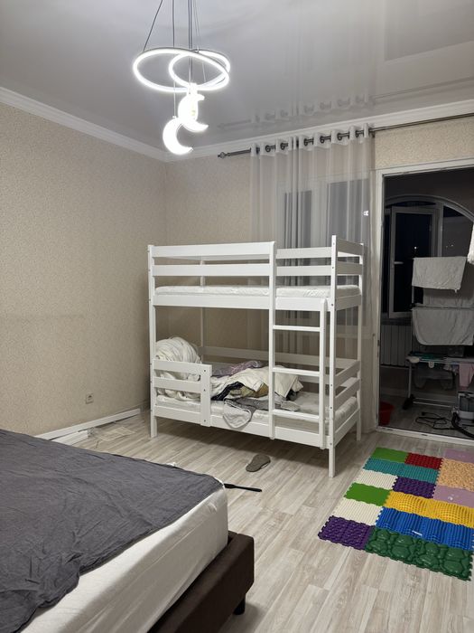 Двухьярусная кровать