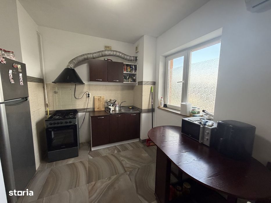 Apartament de 3 camere, etaj intermediar, bloc dupa 2000, Tatarasi — fotografia 1