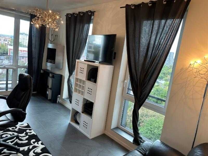 Дава се под наем Тристаен апартамент в София, Подуяне - 110 кв.м за 1198.5 € - Снимка #3