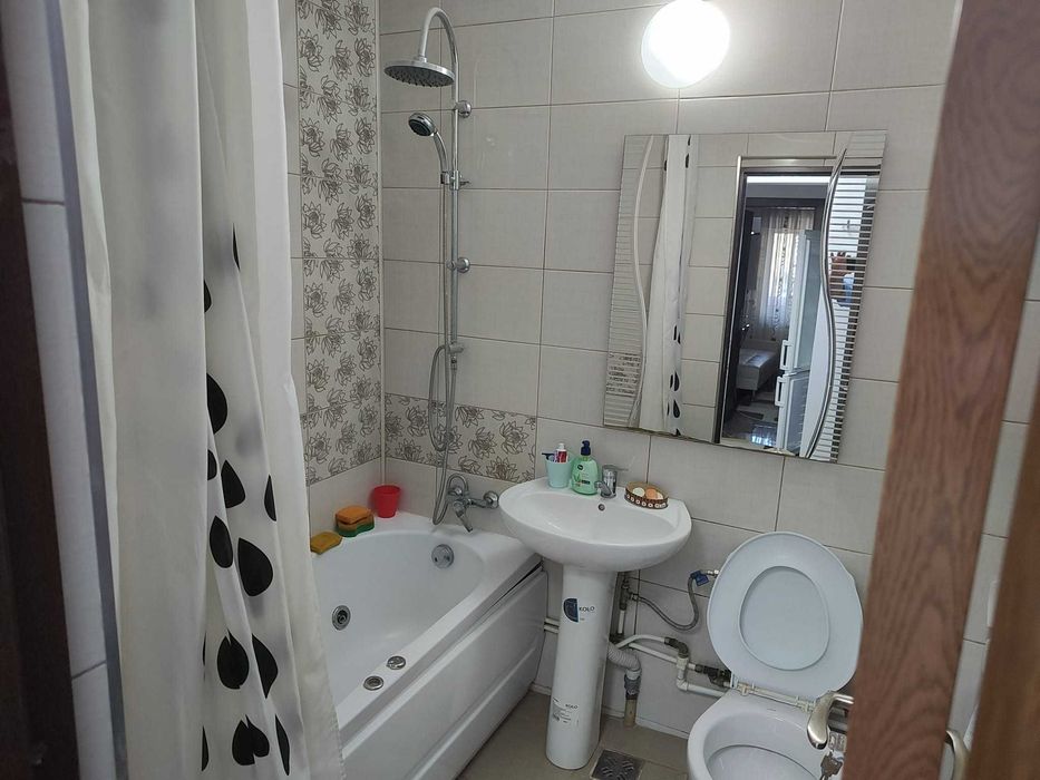 Persoana fizica inchiriez ap 2 camere Pacurari