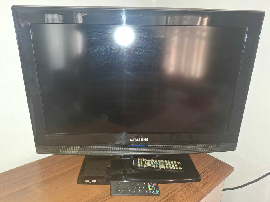 Продам телевизор Samsung, хорошее состояние