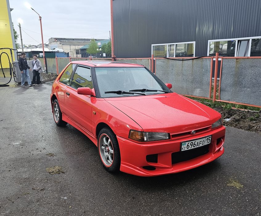 Mazda 323 продам или обменяю