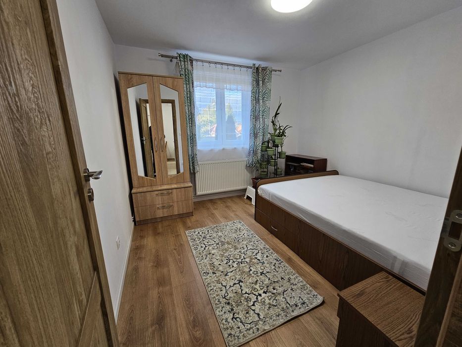 Inchiriez apartament 2 camere Medias, Gloria, total renovat si utilat