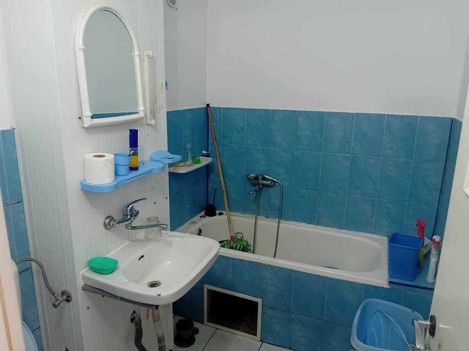 Ap 2 Cam Darmanesti 40mp etaj 1 la cheie renovat centrala termopan