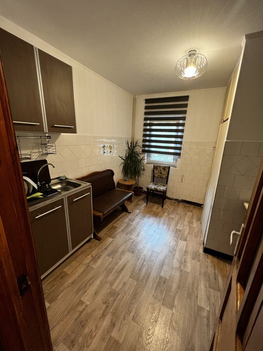 Apartament 3 camere decomandat etaj 1