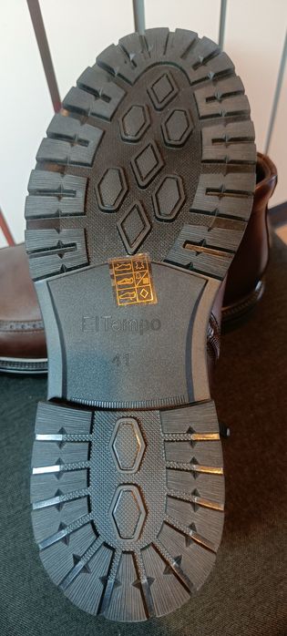 Ботинки из натуральной кожи