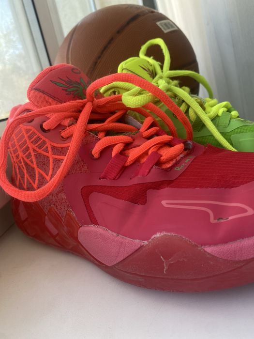 баскетбольные кроссовки