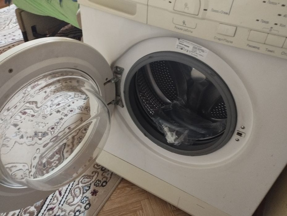 Продам стиральную машинку 3.5кг
