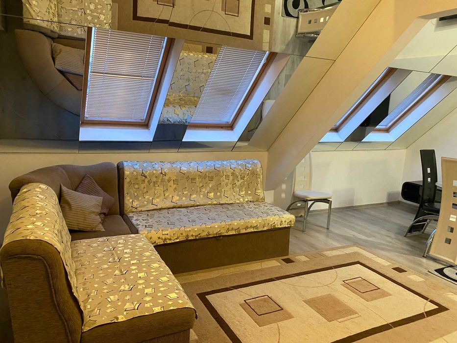 Дава се под наем Двустаен апартамент в Варна, Левски - 55 кв.м за 408 € - Снимка #2